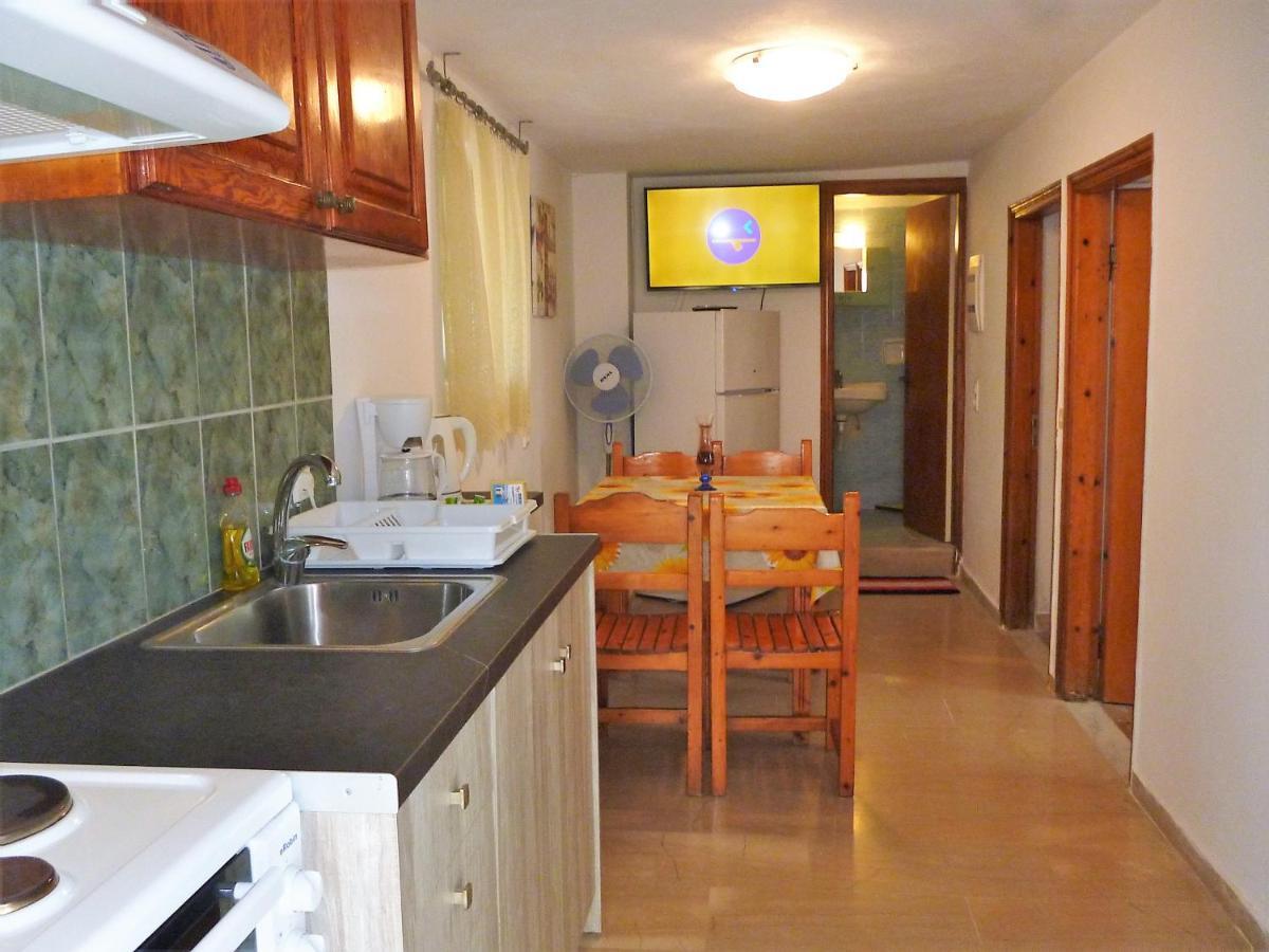 Appartement Giannis *