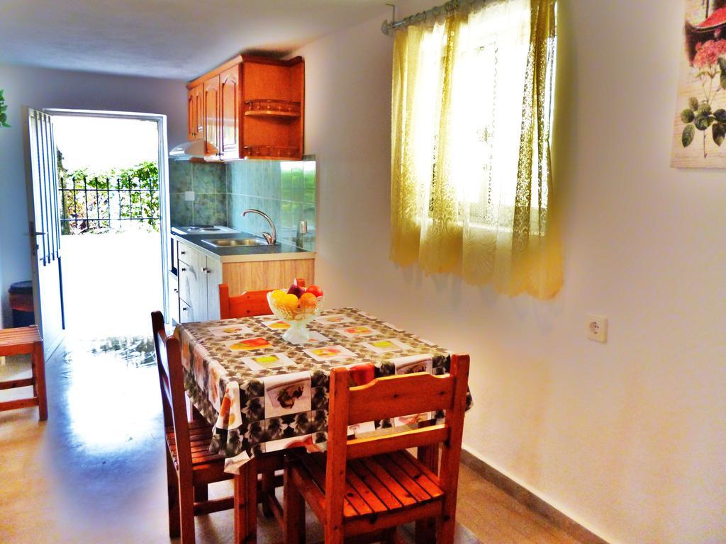 Appartement Giannis Agios Georgios Pagon